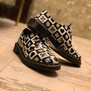 Limited edition: DR martens !!!!